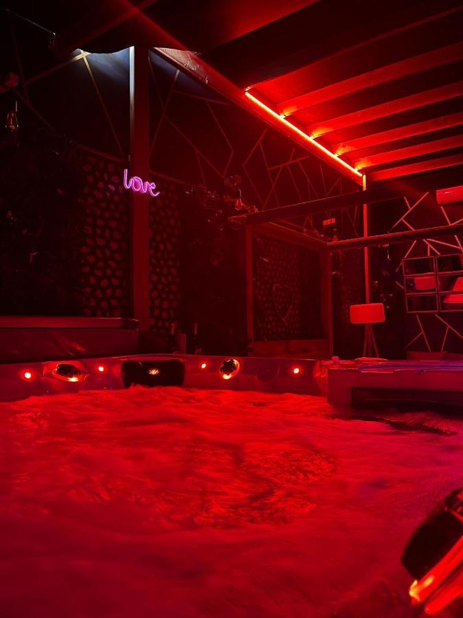 L'Entrepot Secret Hotel Nimes Luaran gambar